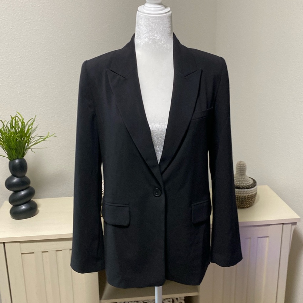 Womens Halogen Suit Coat.